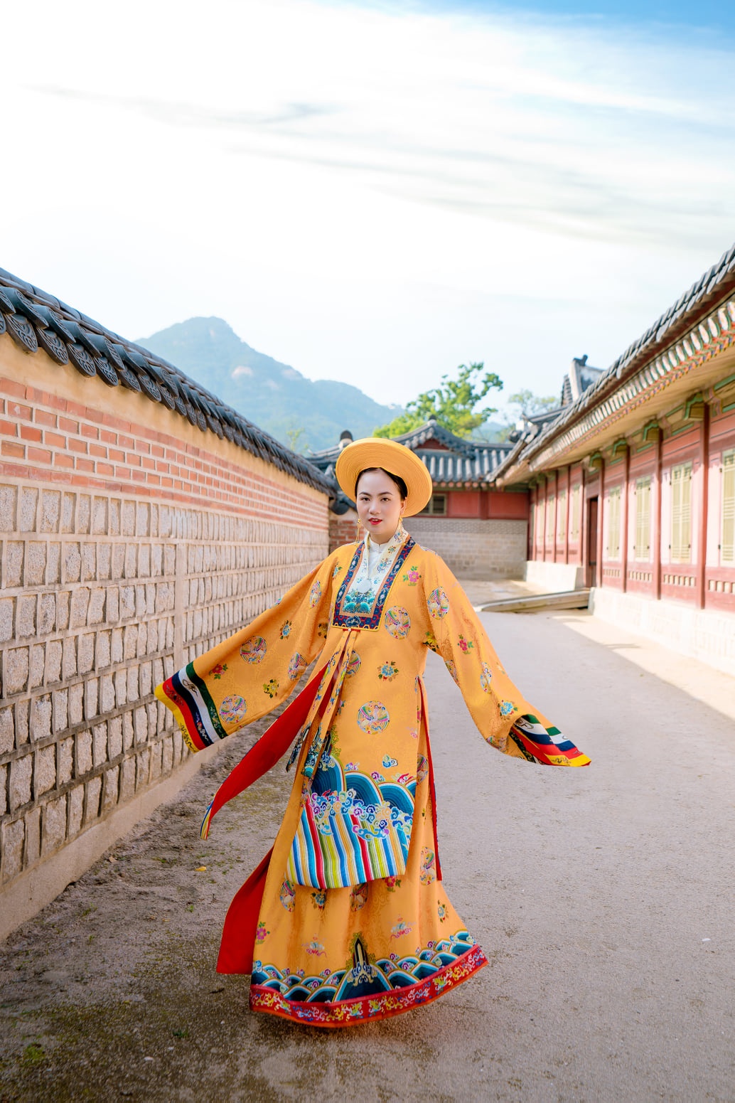 quảng bá việt cổ phục ra nước ngoài ảnh 2 quang ba viet co phuc ra nuoc ngoai anh 2