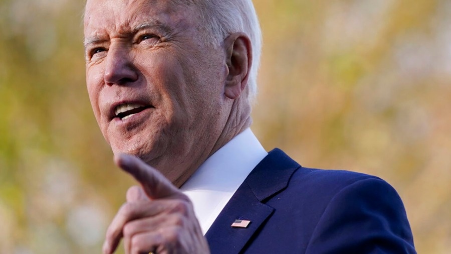 Ong Biden dieu quan toi Dong Au hinh anh