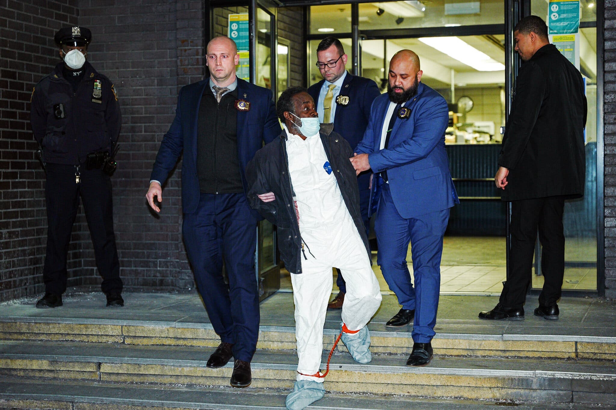 xo nga vao duong ray tau dien ngam anh 4