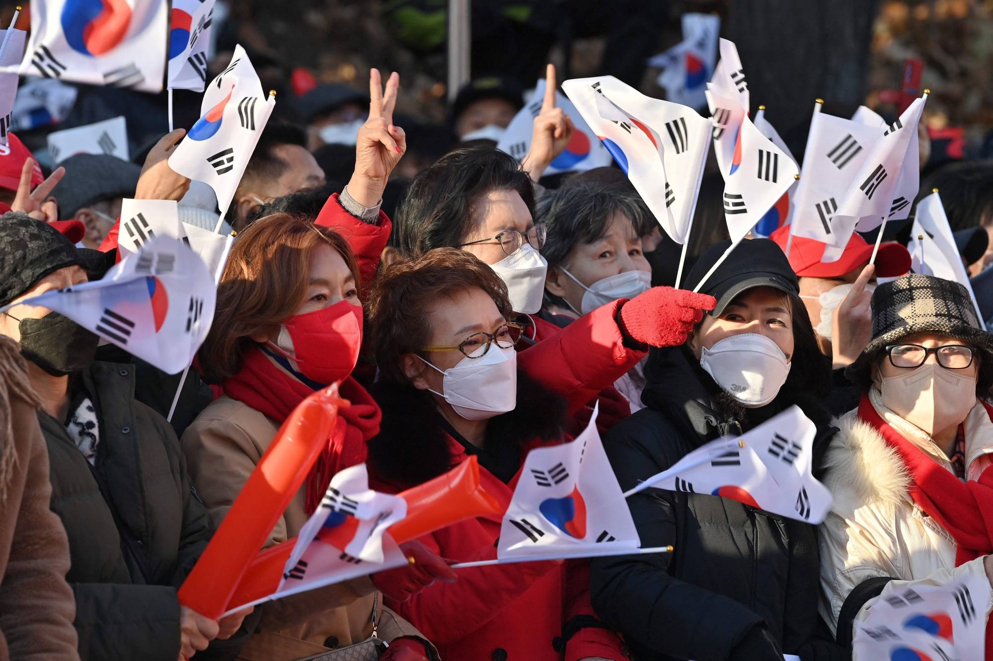 Nguoi Han Quoc tai Viet Nam bat ngo ve cuoc dua tong thong sat nut hinh anh