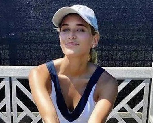 Anh trung phat con gai cua Ngoai truong Nga Lavrov hinh anh