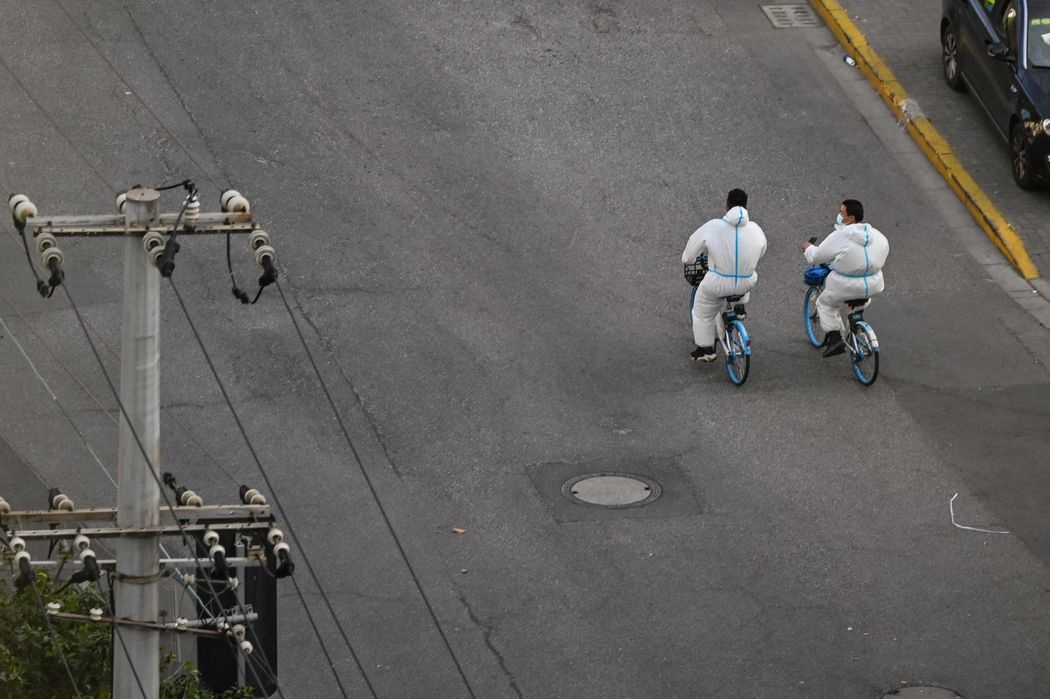 Co mot thu nguoi dan Thuong Hai kien quyet khong nhan luc nay hinh anh