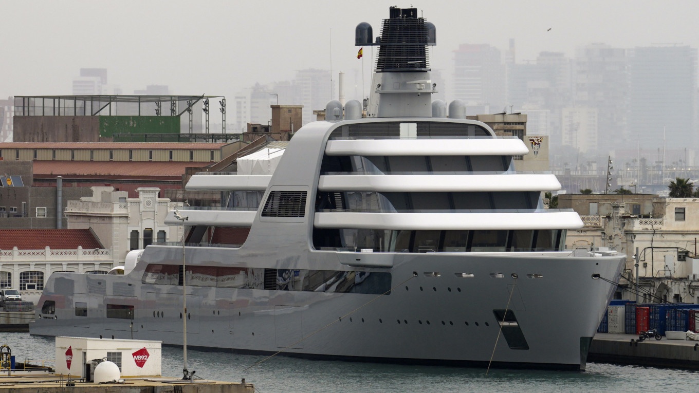 cach che tao sieu du thuyen anh 3