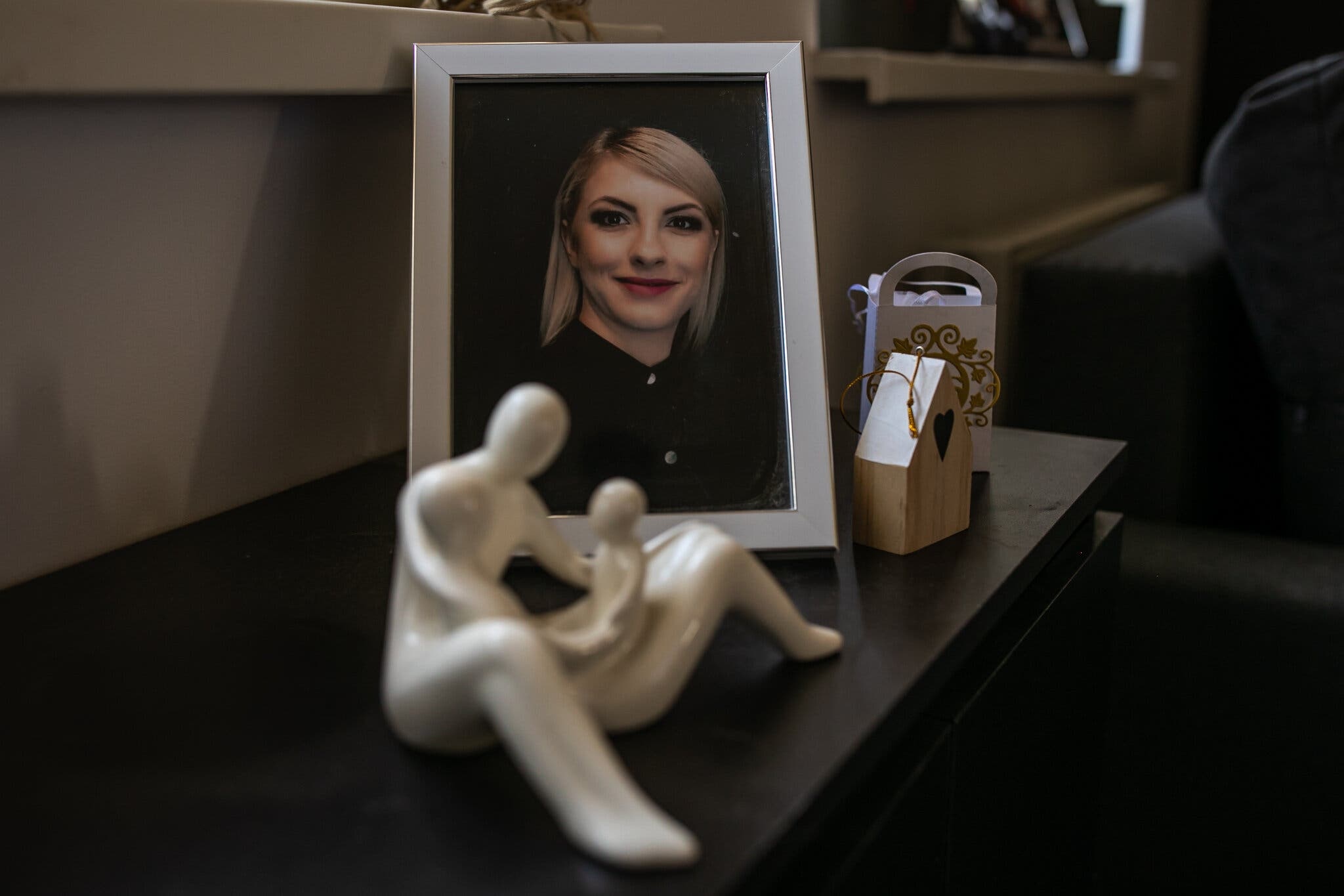 luat cam pha thai o ba lan anh 1