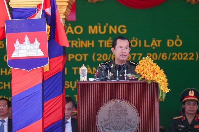 Ong Hun Sen: Viet Nam khong co nhu cau lay dat cua ta hinh anh