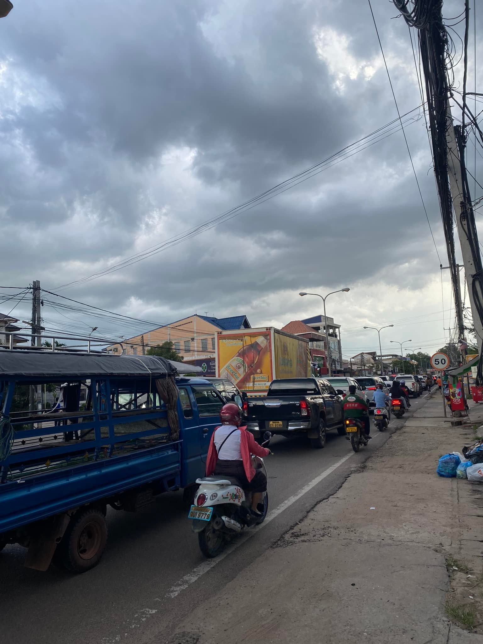 xang tai lao vua hiem vua dat anh 2