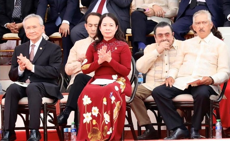 Pho chu tich nuoc du le nham chuc cua tong thong Philippines hinh anh