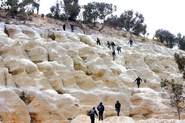 8 nguoi mau bi cuong hiep anh 4