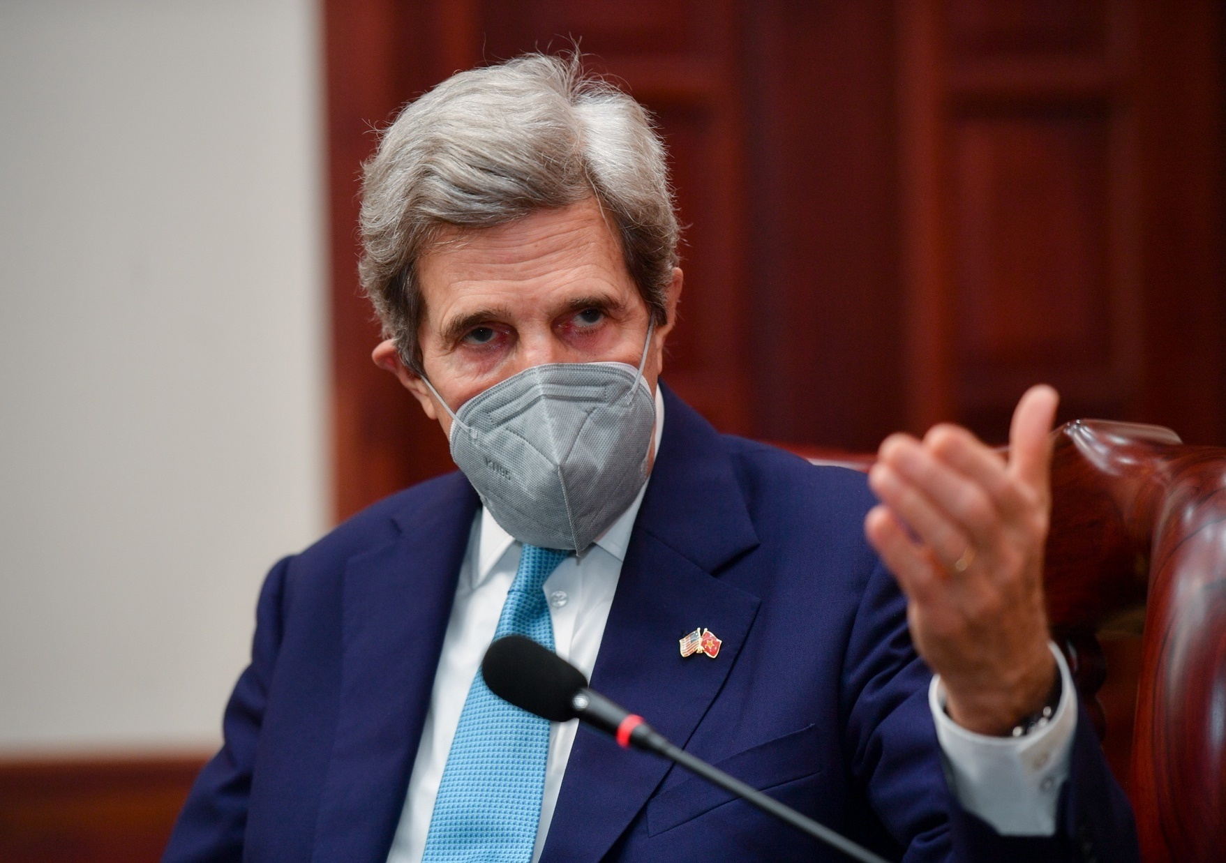 Dac phai vien My John Kerry sap tham Viet Nam hinh anh