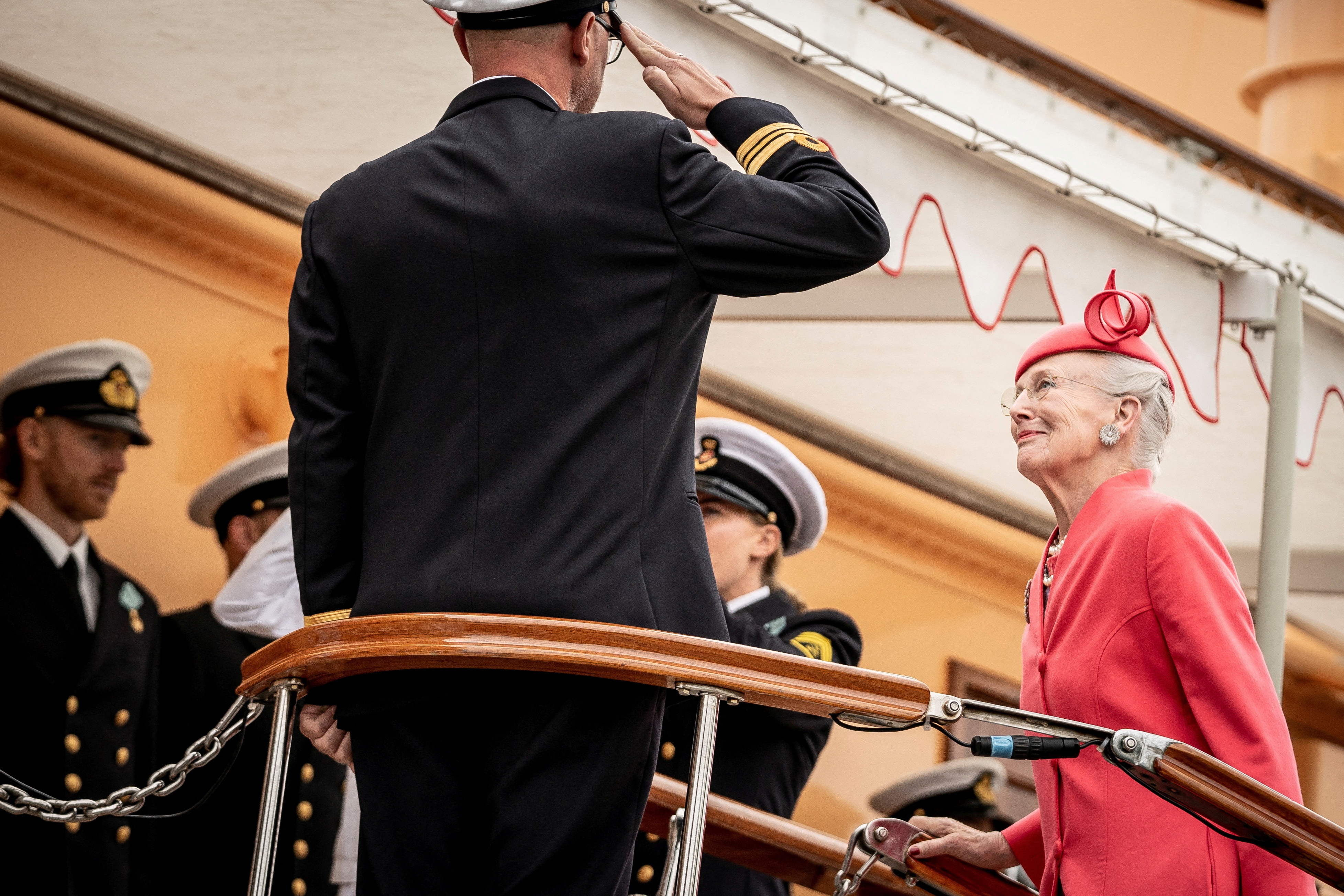 nu hoang dan mach anh 2