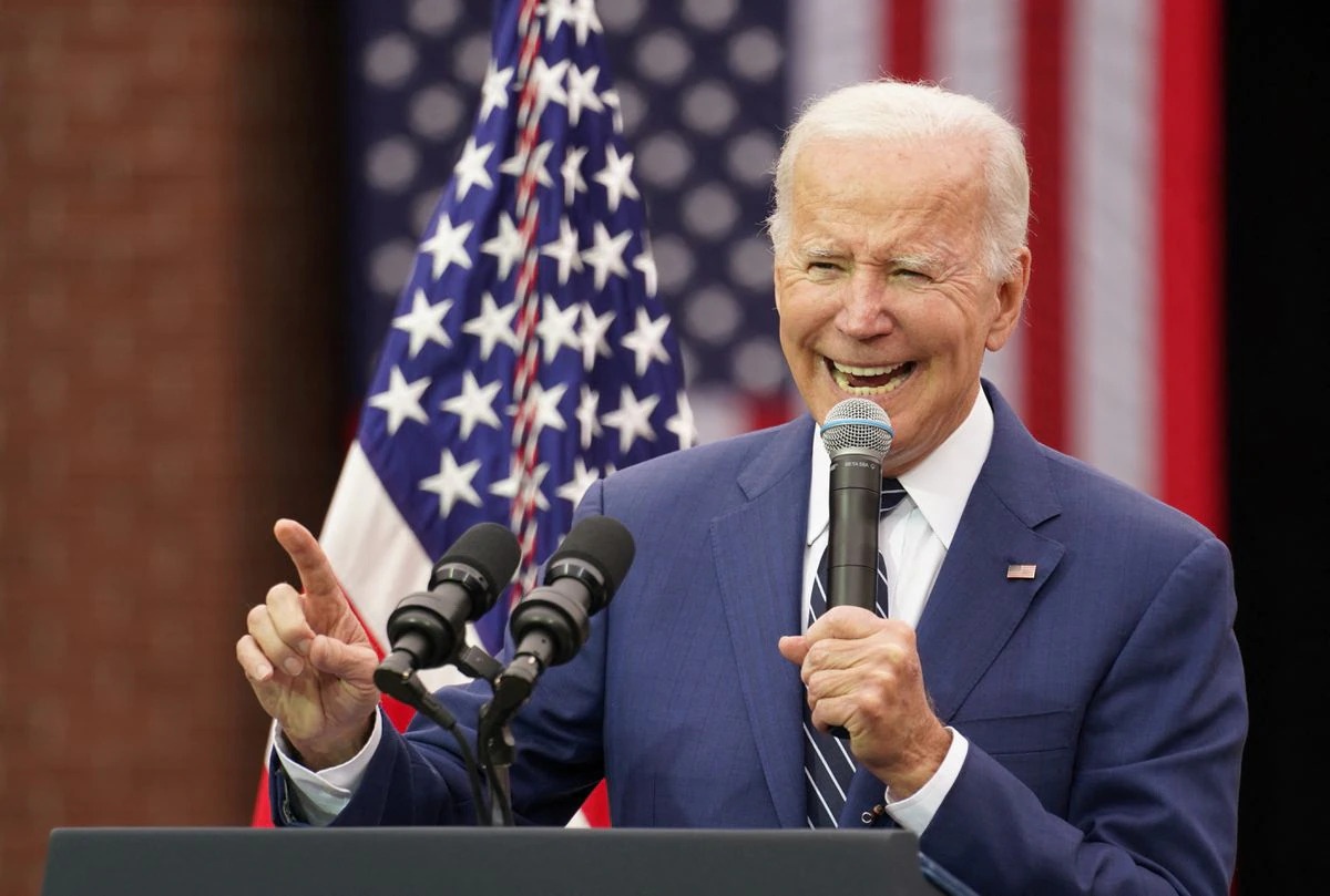 Dong thai hiem thay cua ong Biden hinh anh