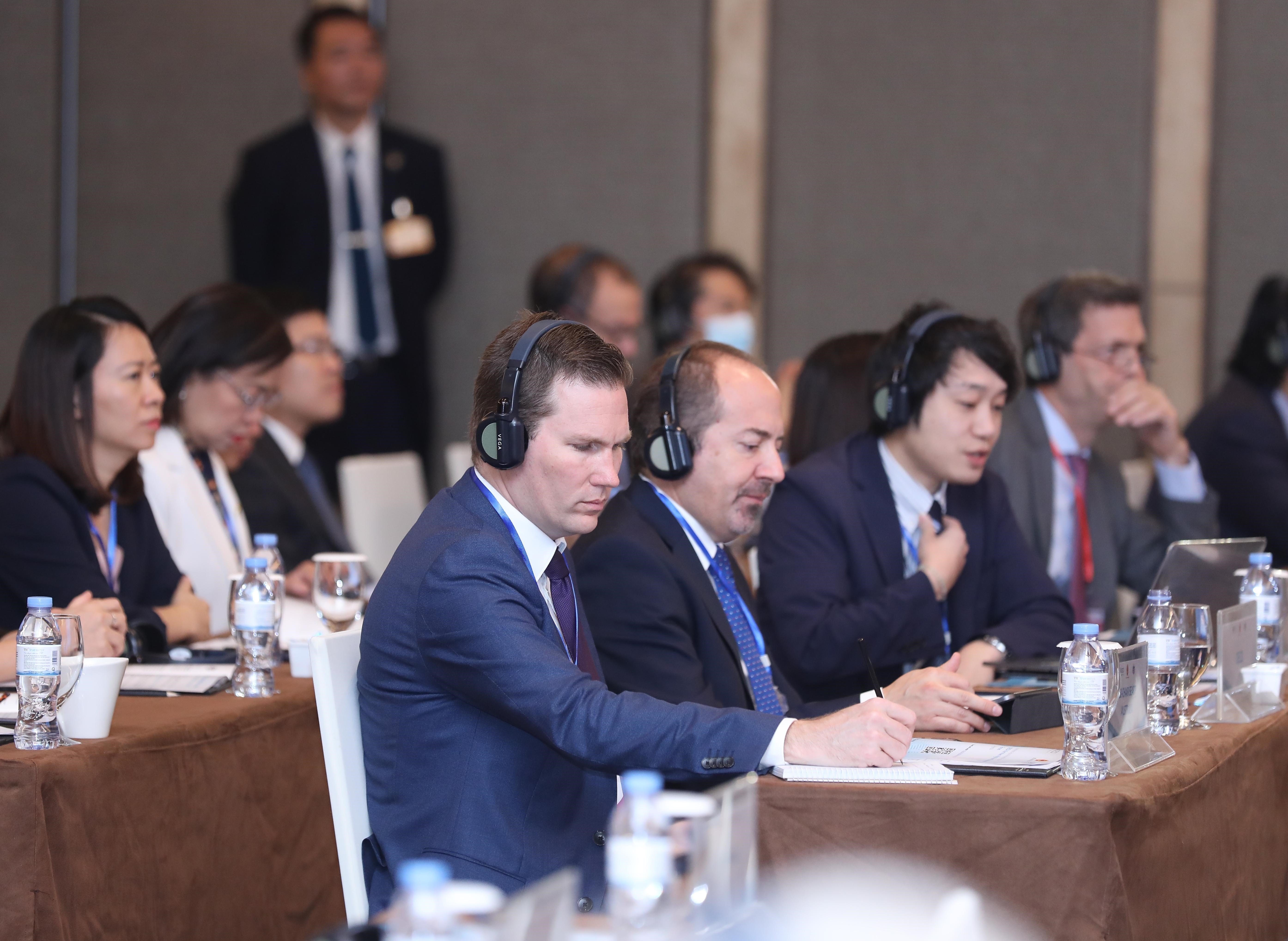 diễn đàn kinh tế oecd ảnh 3 dien dan kinh te oecd anh 3