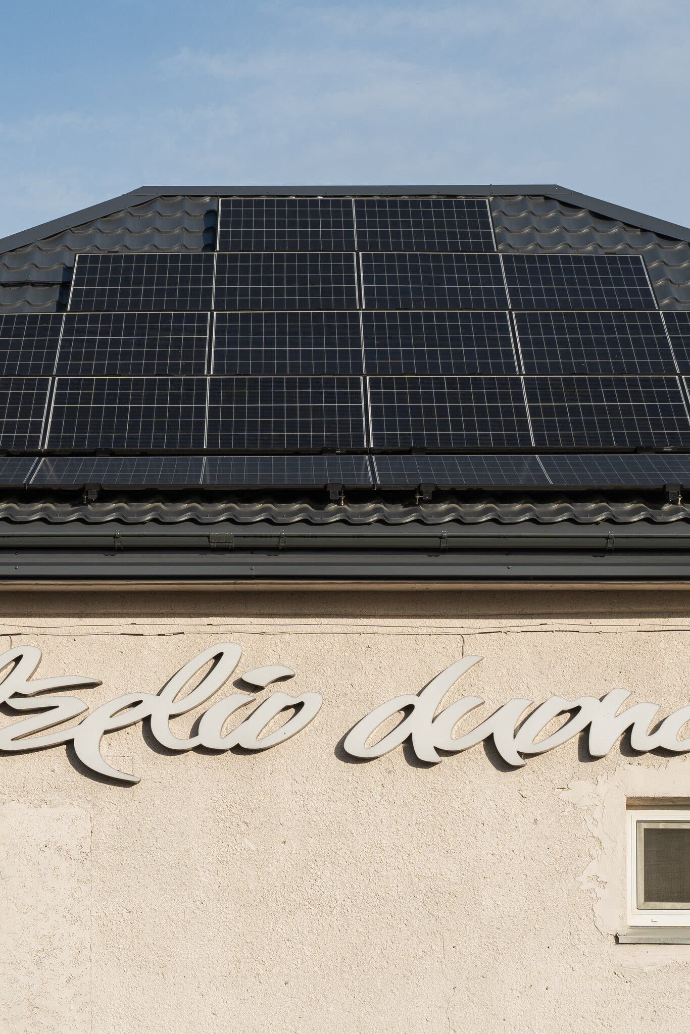 lam phat o chau au anh 2