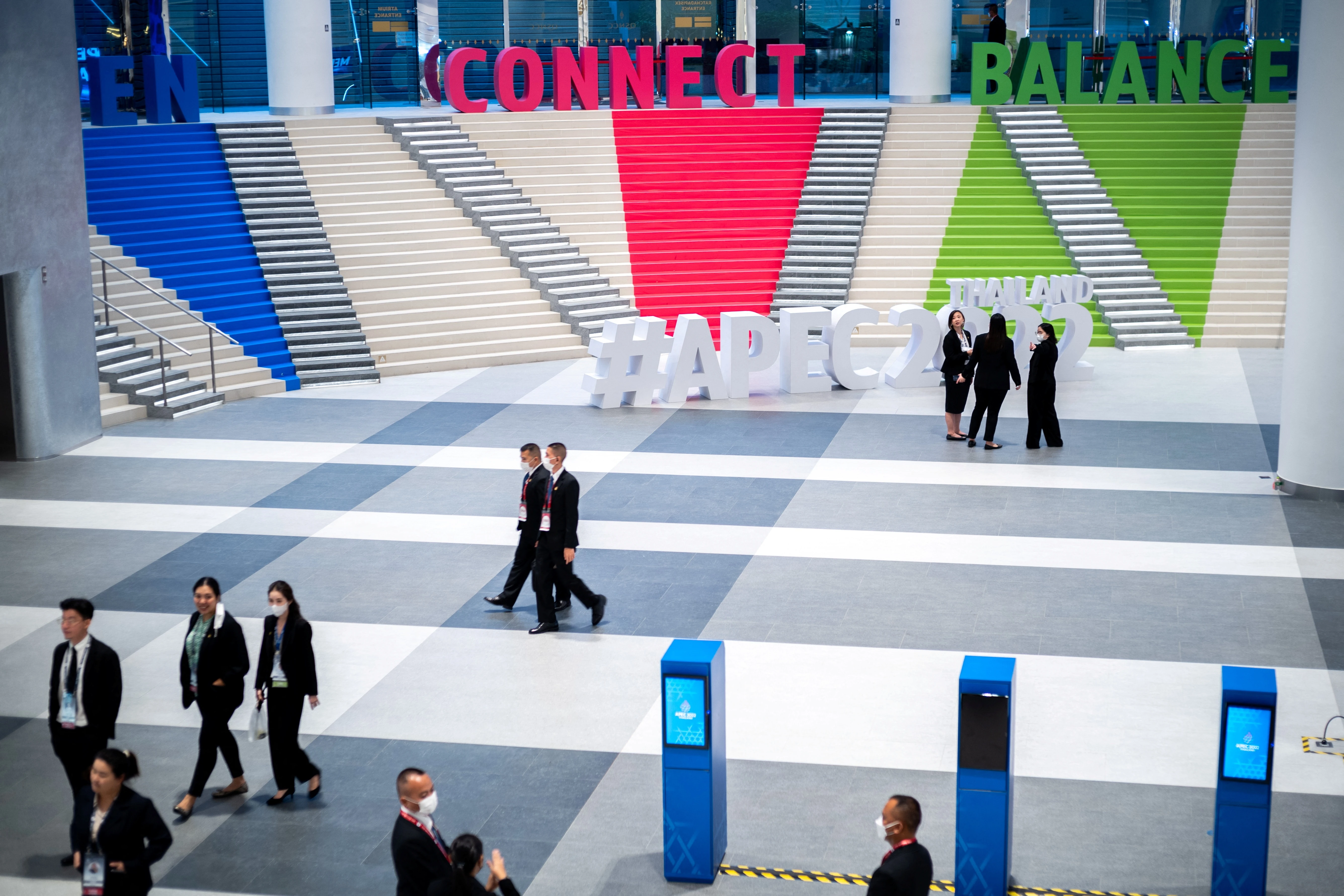 chu tich nuoc tham thai anh 2