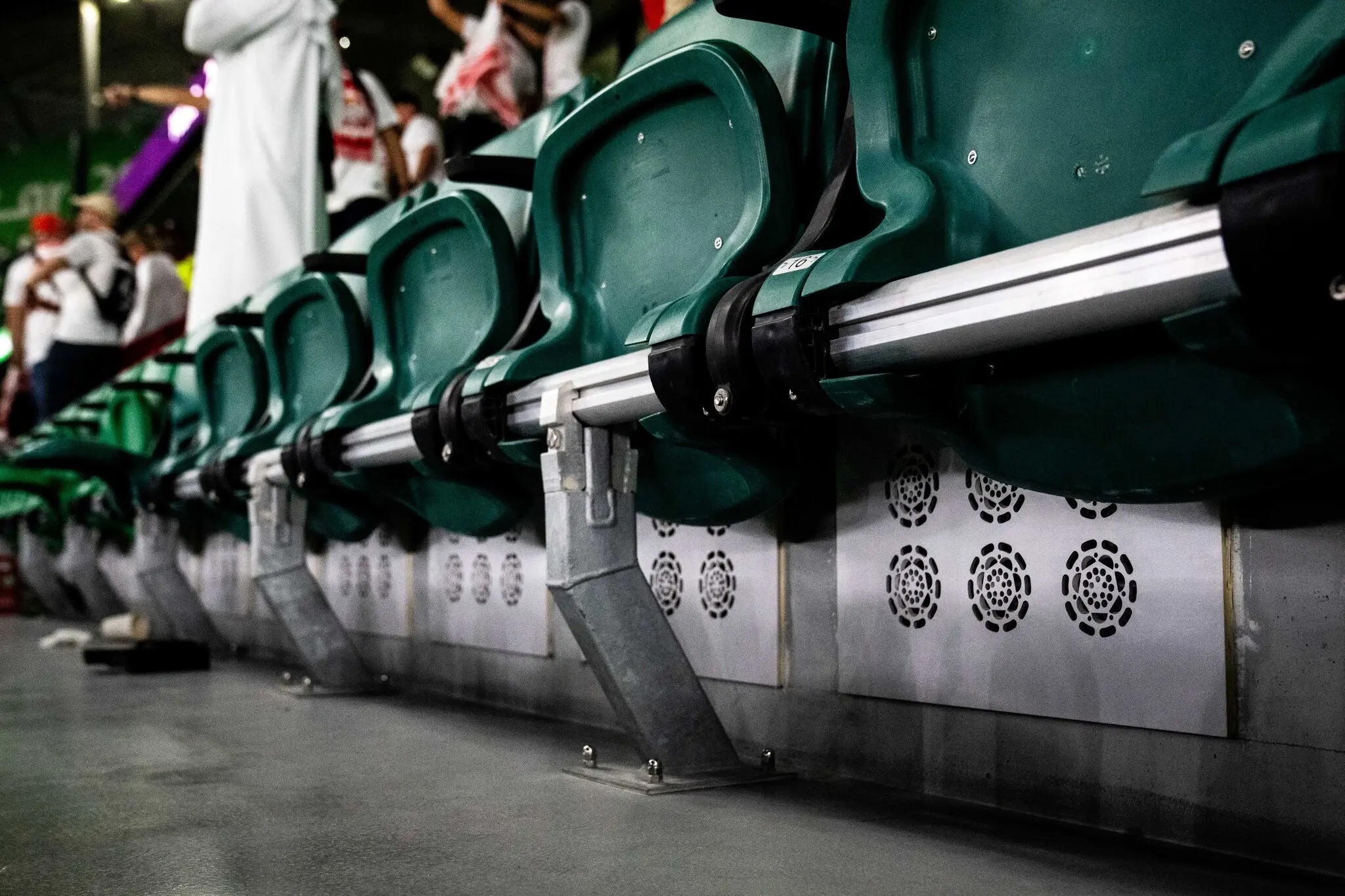 'Cha de' cua he thong lam mat san van dong World Cup 2022 hinh anh