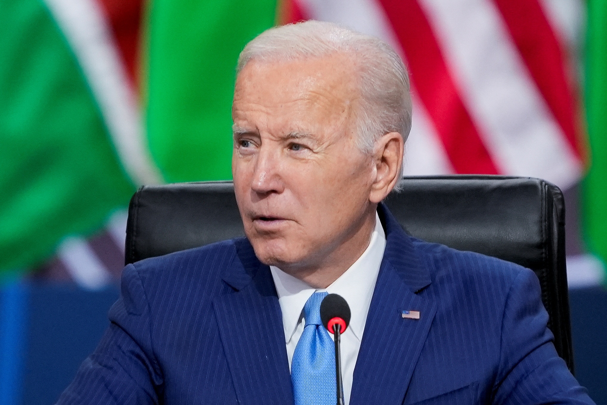 Loi cam ket cua ong Biden bi hoai nghi hinh anh