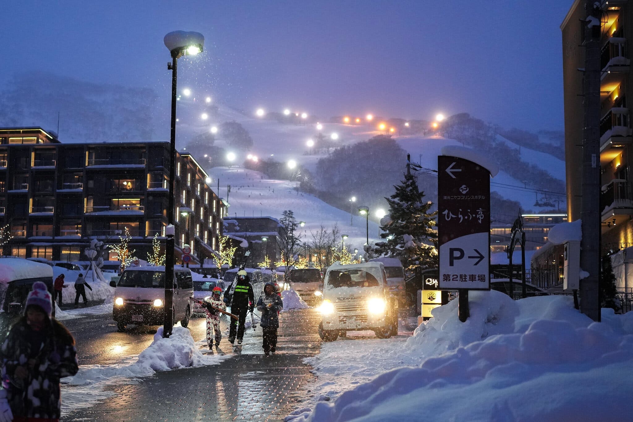 The kho cua 'thanh dia' truot tuyet tai Nhat Ban hinh anh