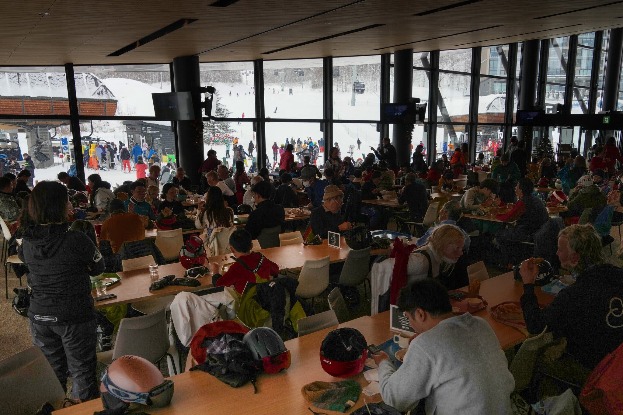 nhat ban mo du lich anh 12