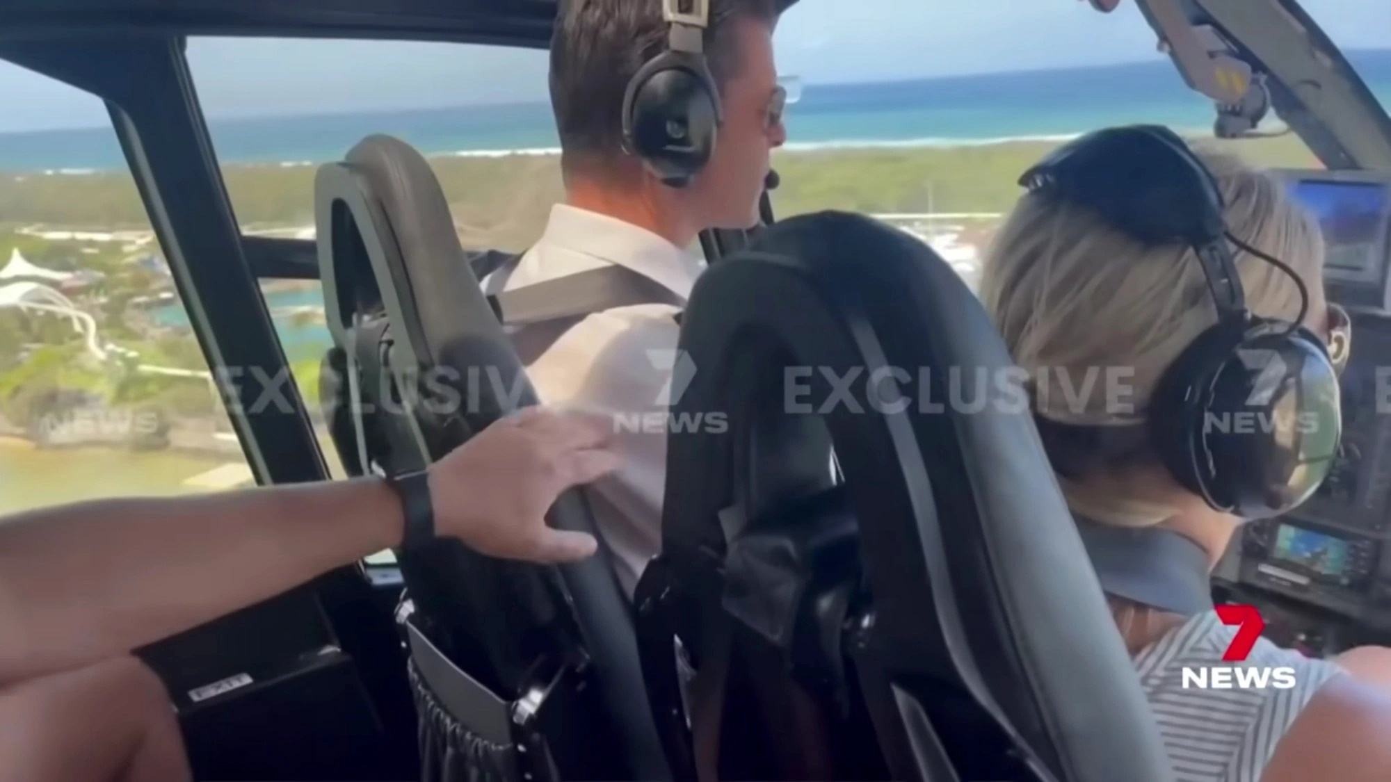 truc thang australia va cham anh 1