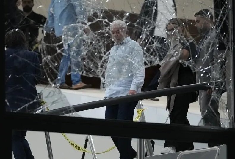 Buc anh o Brazil khien ca the gioi chu y hinh anh