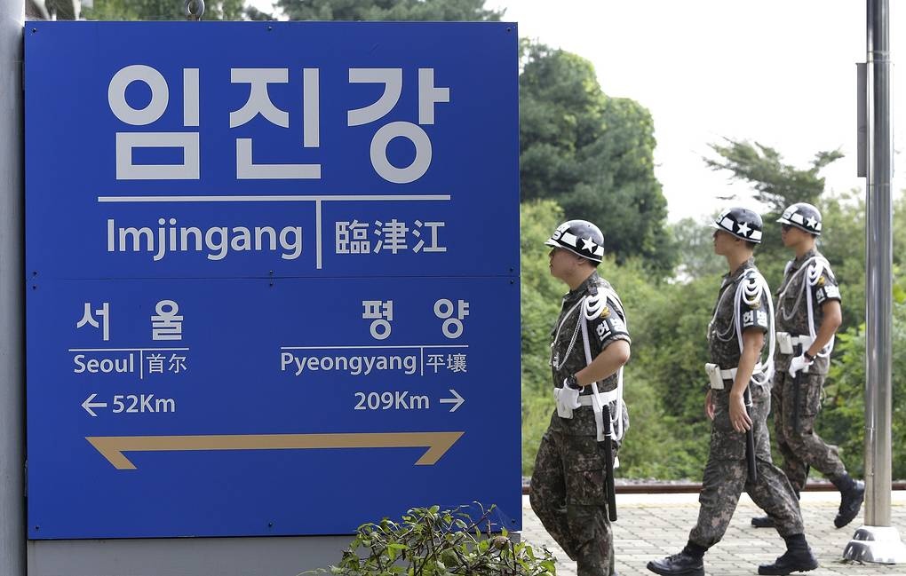 Han Quoc tim cach binh thuong hoa quan he voi Trieu Tien trong 2023 hinh anh