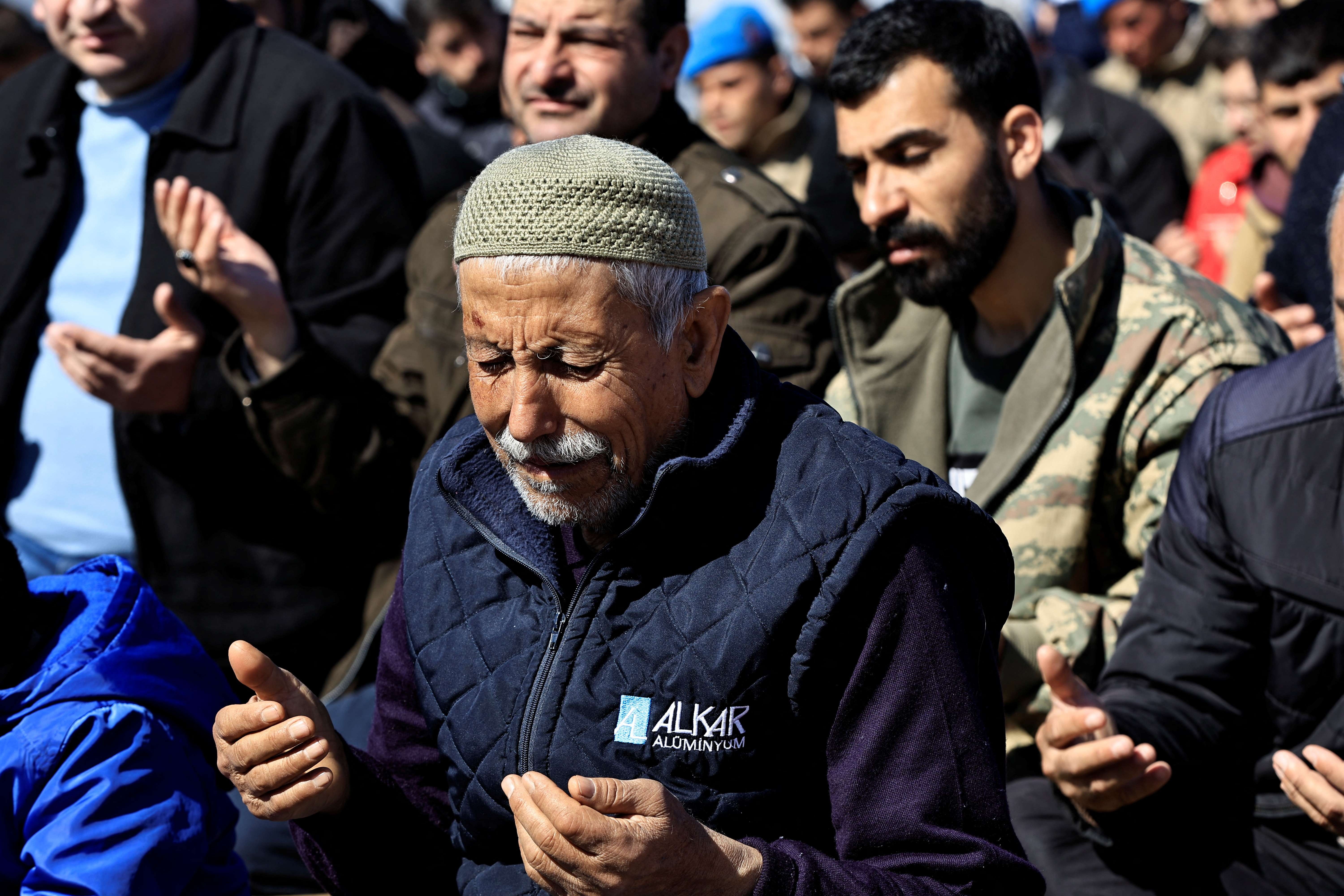 Canh tuong nhoi long sau dong dat huy diet o Tho Nhi Ky hinh anh