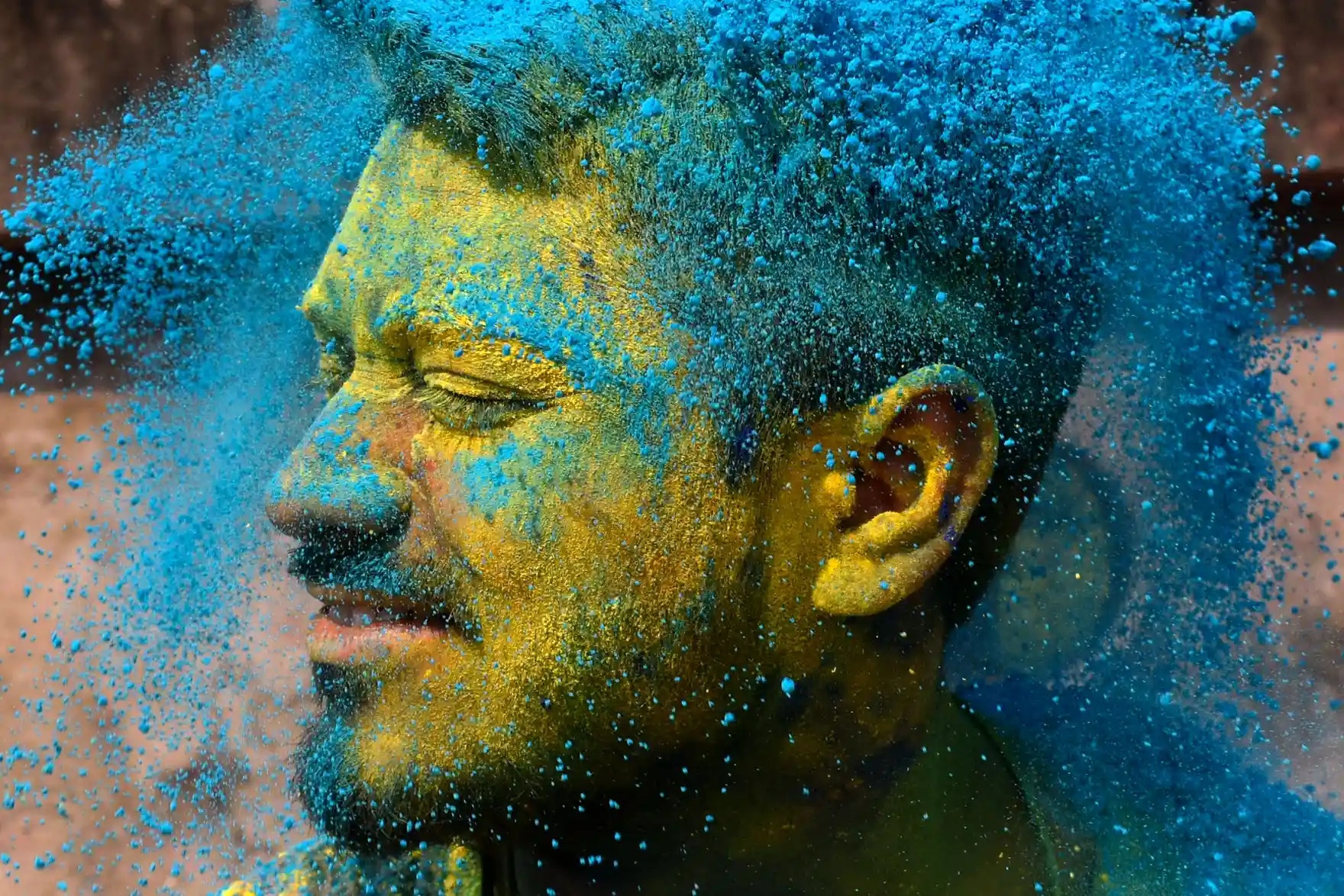 le hoi sac mau holi anh 11