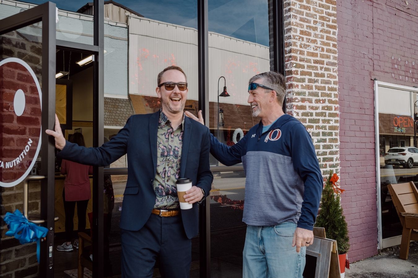 my ra lenh cam tiktok anh 1