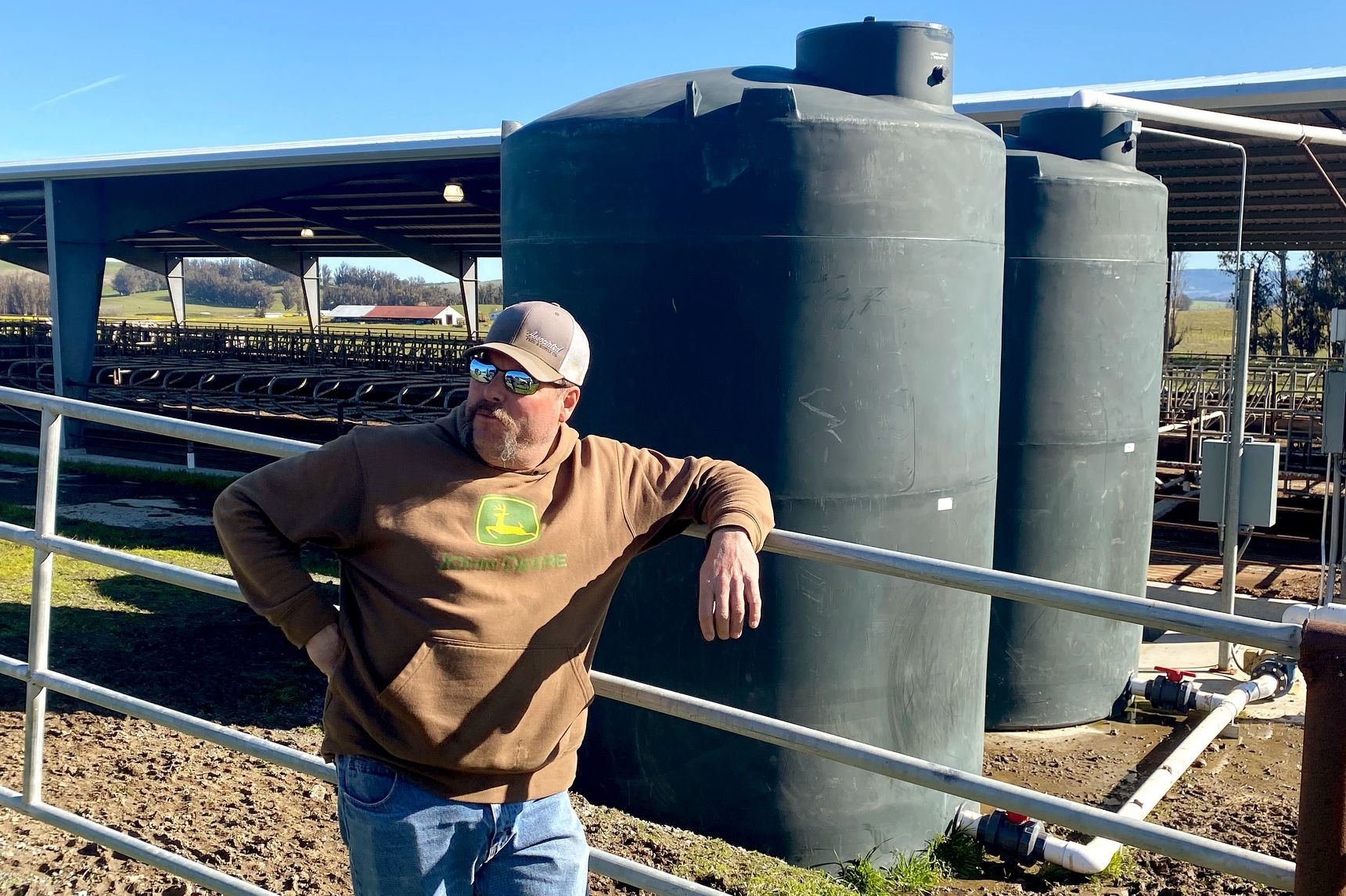 California chay dua tich tru nuoc hinh anh