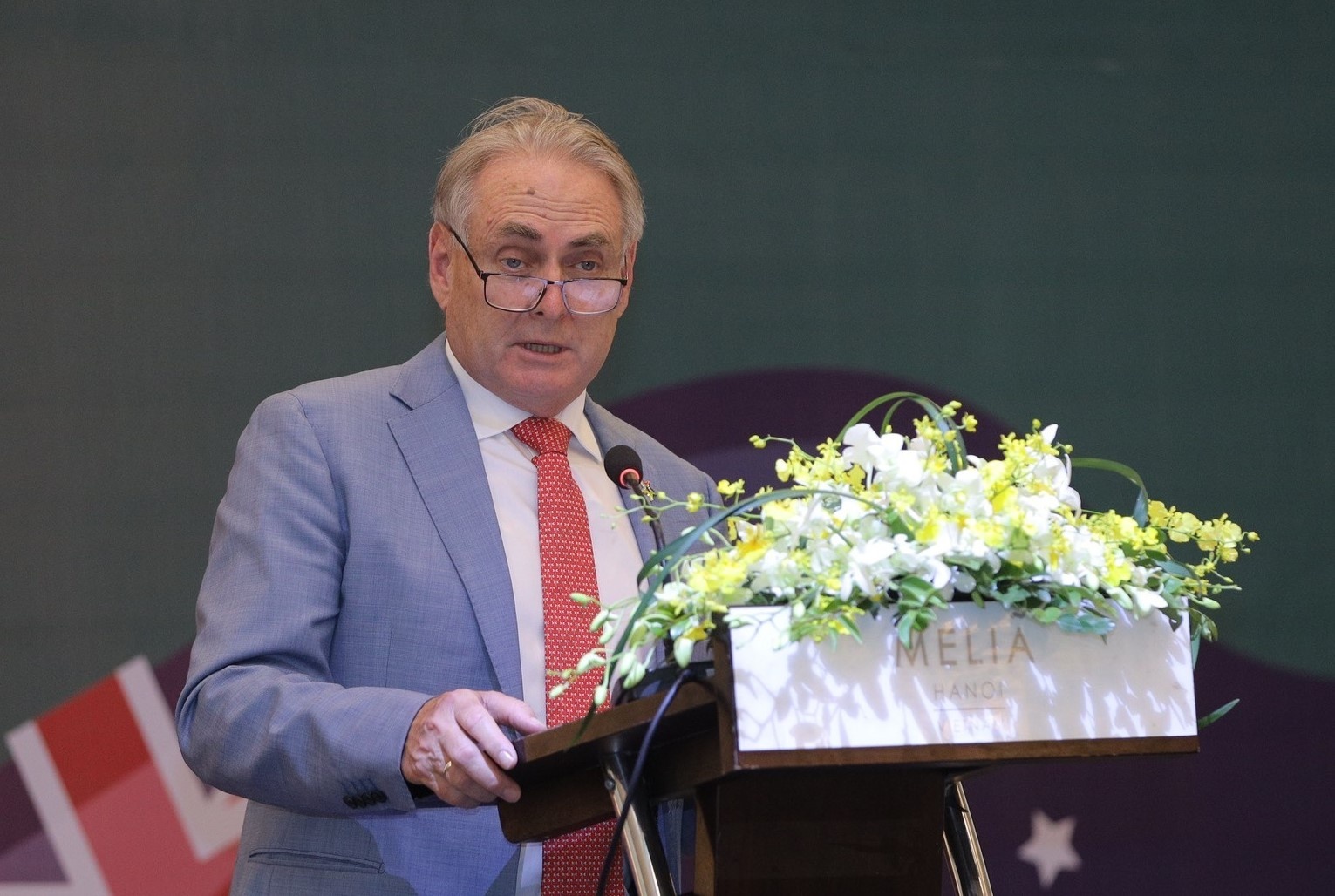 Thuong nghi si Farrell: Hop tac voi Viet Nam la uu tien cua Australia hinh anh