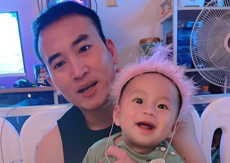 Vo chong Viet quyet tim cong ly cho con trai bi de chet o Han Quoc hinh anh