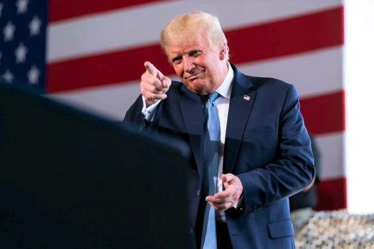 Toan tinh cua ong Trump neu tai cu hinh anh