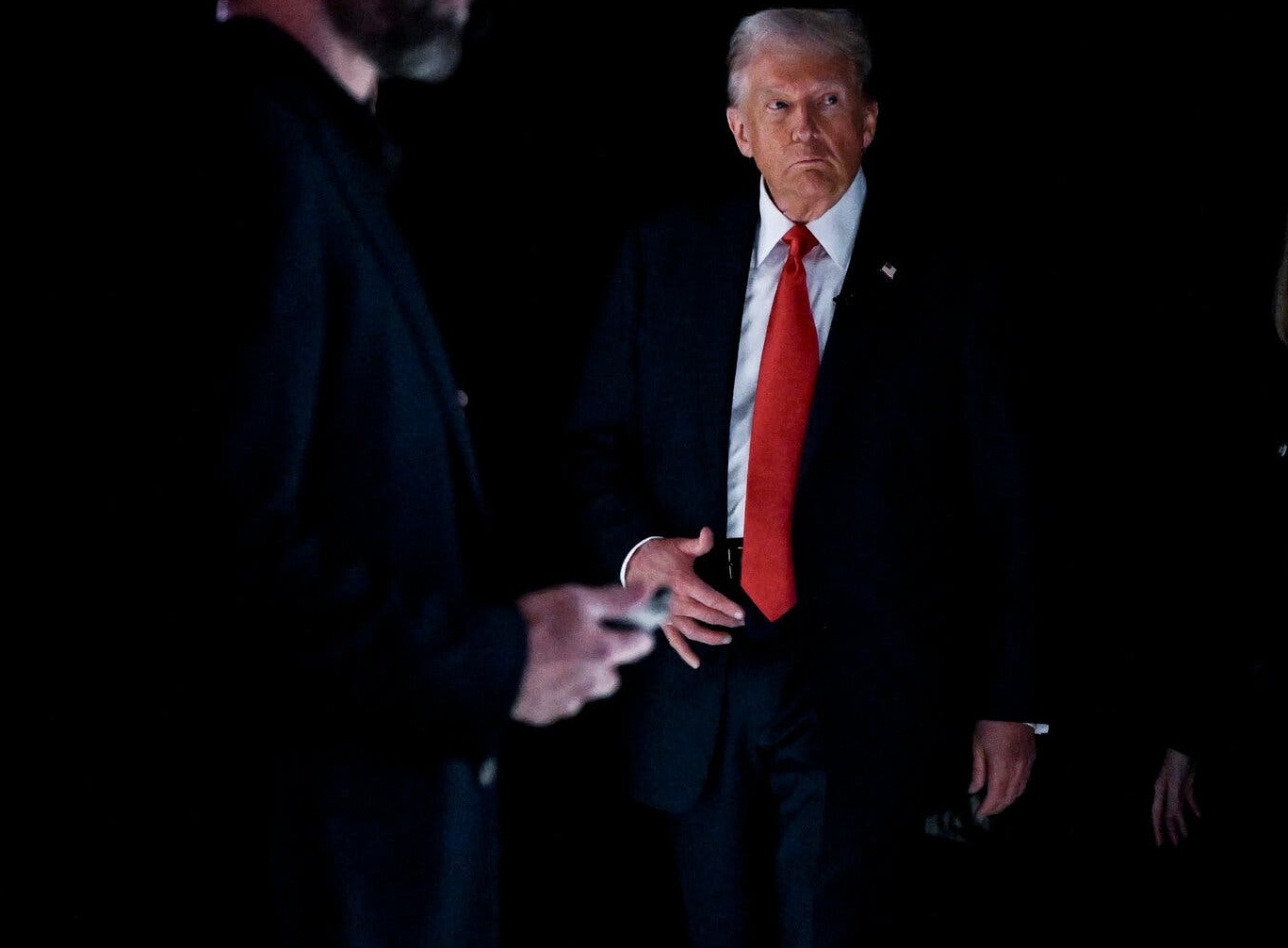 Ong Trump 'xung tran' o bang chien dia Georgia hinh anh