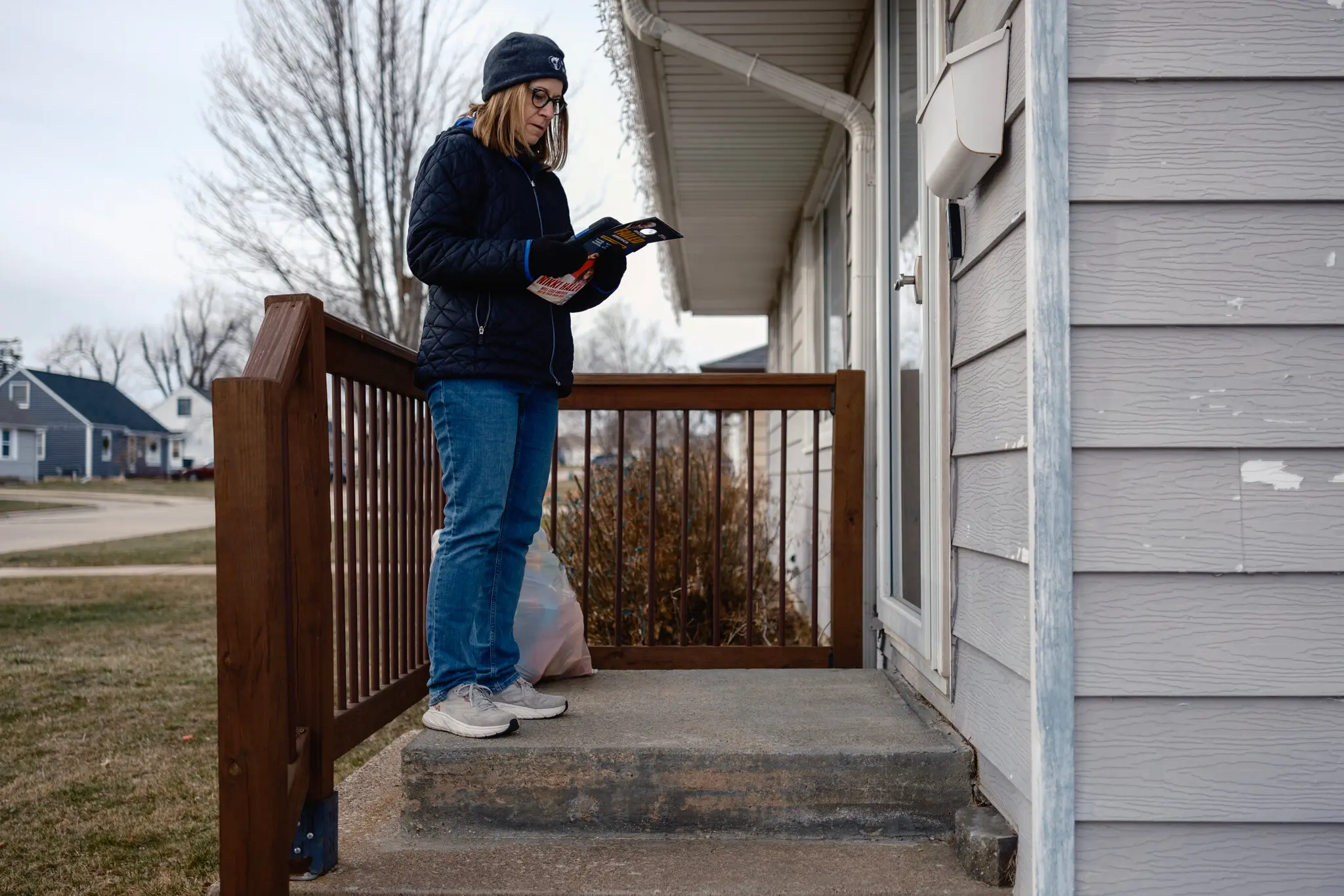 van dong bau cu my anh 3