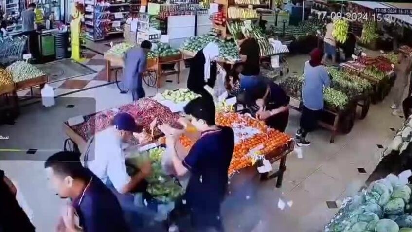 Video may nhan tin phat no hang loat o Lebanon hinh anh