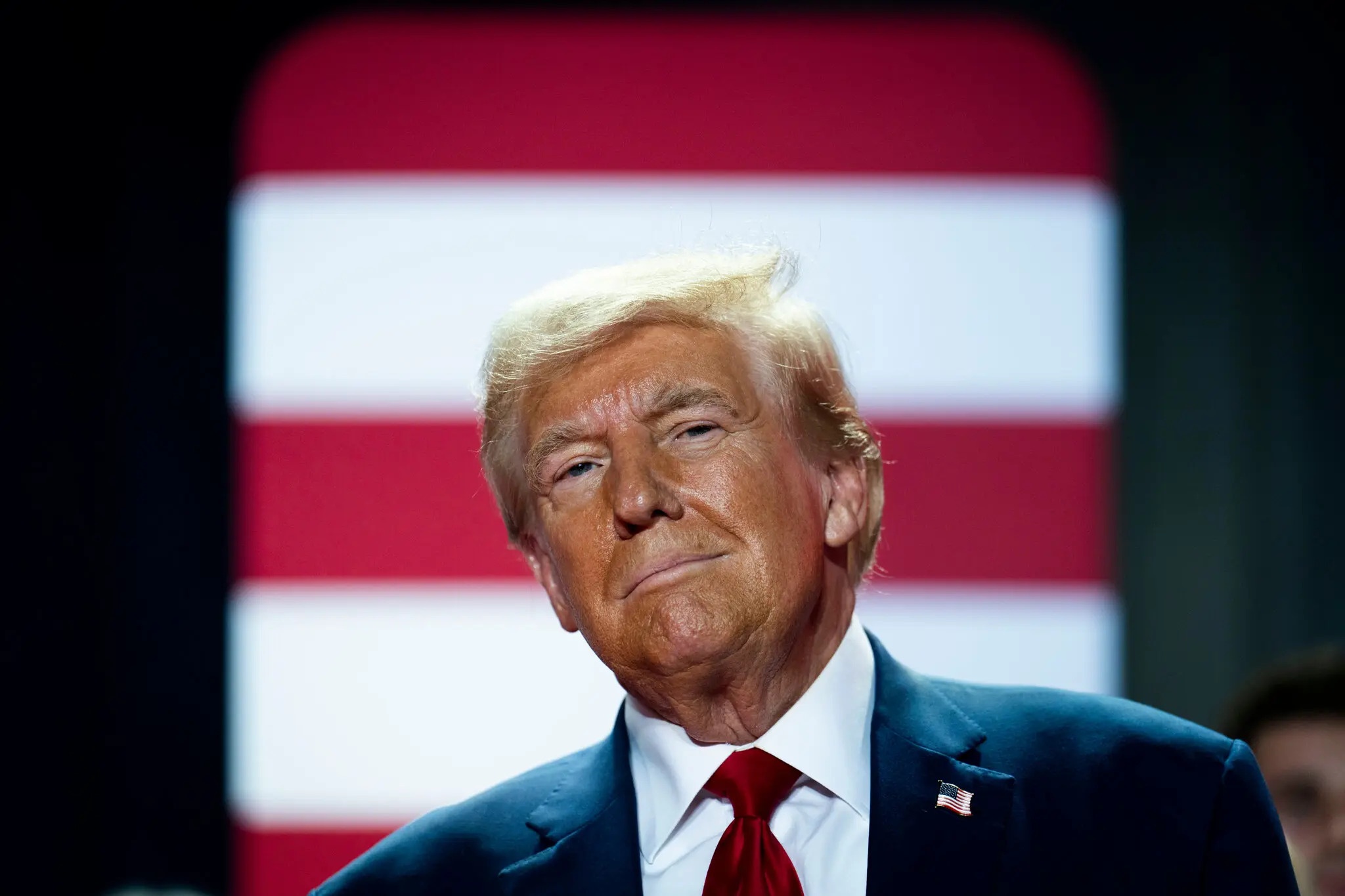 Dang Cong hoa bau lanh dao Thuong vien, ong Trump duoc goi ten hinh anh