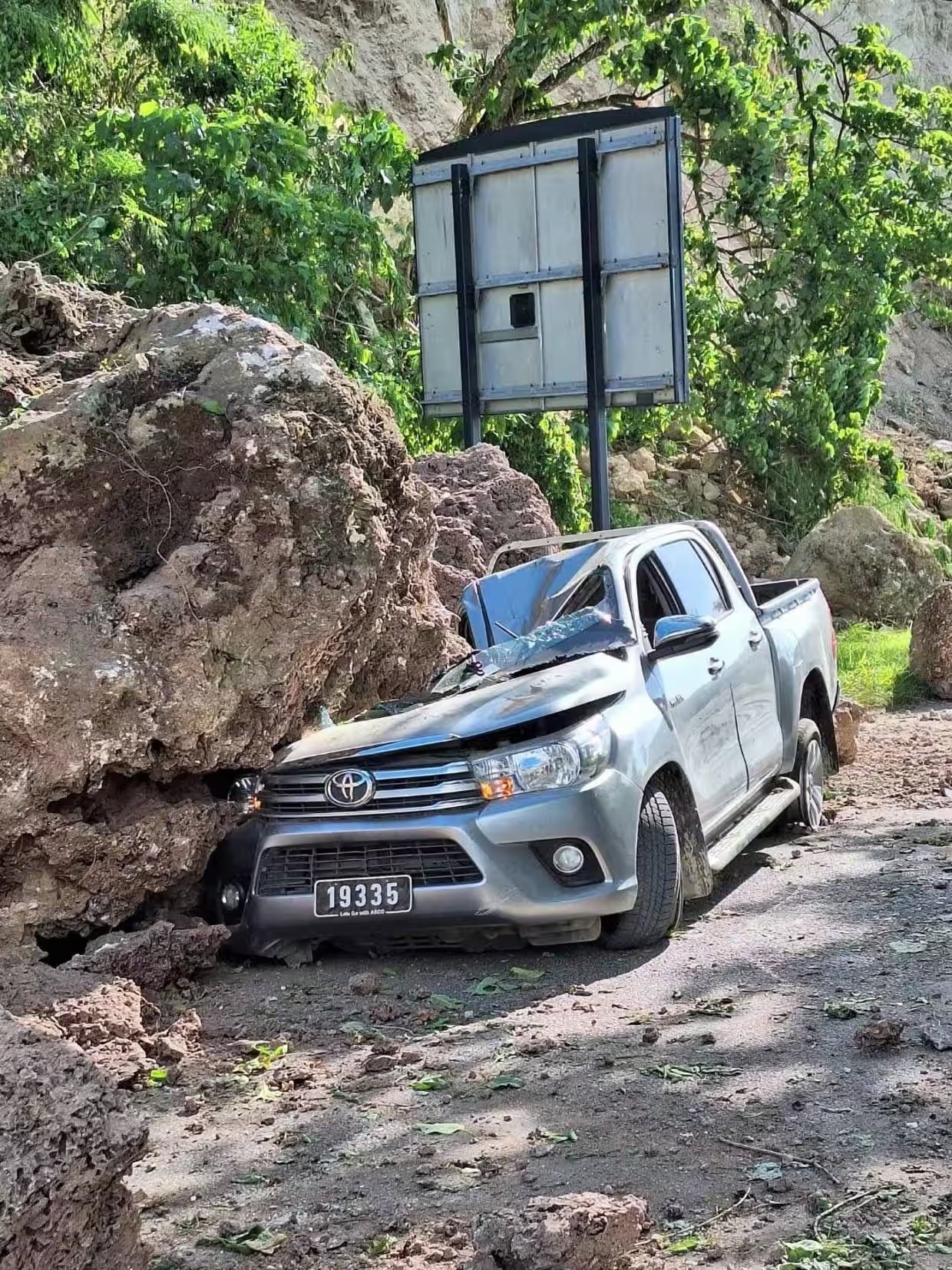 dong dat tai Vanuatu anh 1