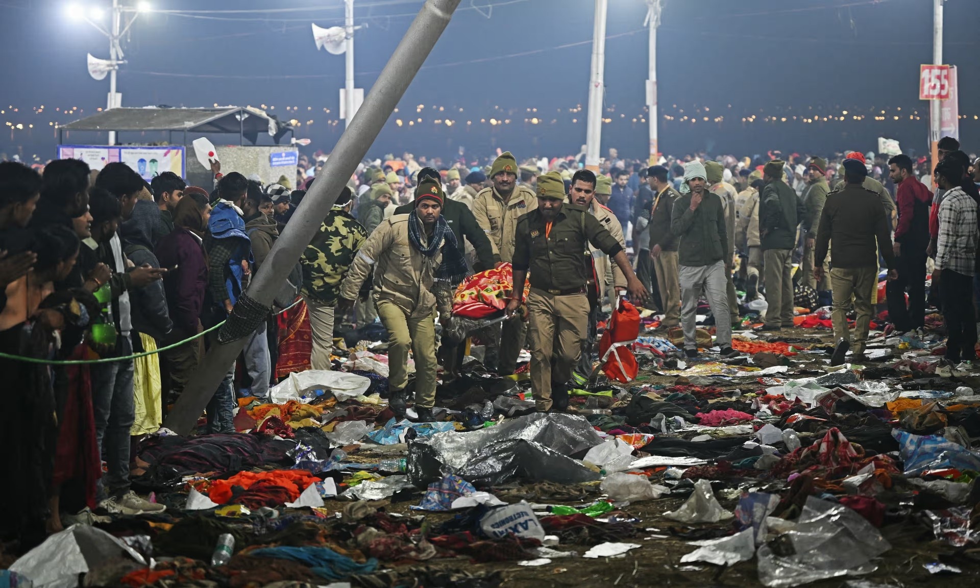 Giam dap chet nguoi o le hoi ton giao lon nhat the gioi hinh anh