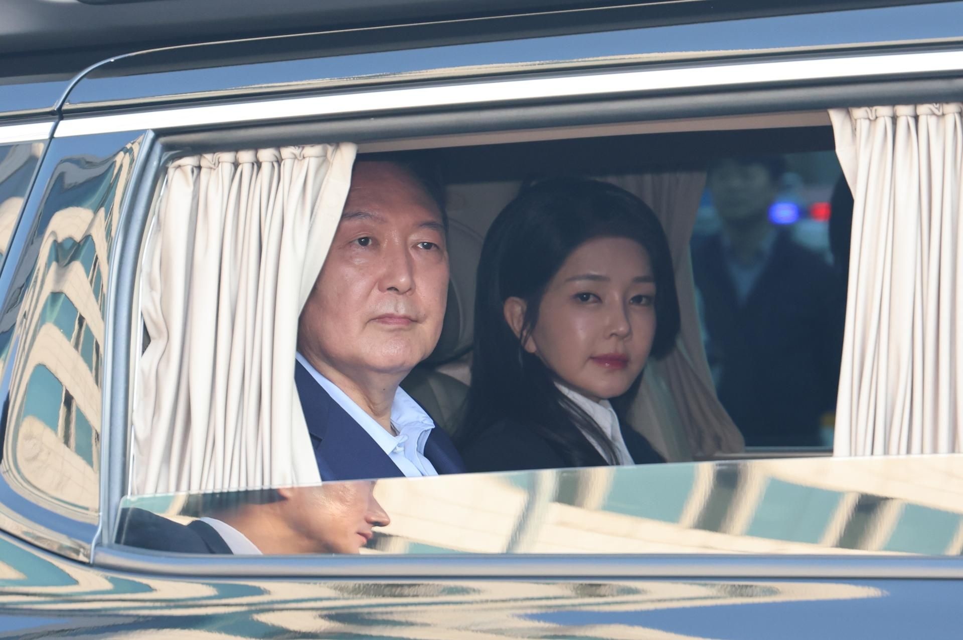 Cuu tong thong Han Quoc bi kham nha tim bang chung ve thay cung hinh anh