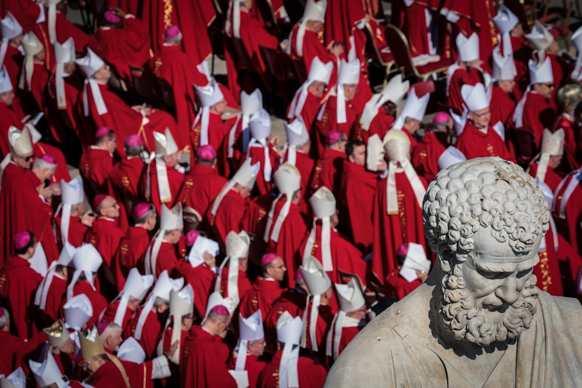 Vi sao tan giao hoang lai lua chon ten moi? hinh anh