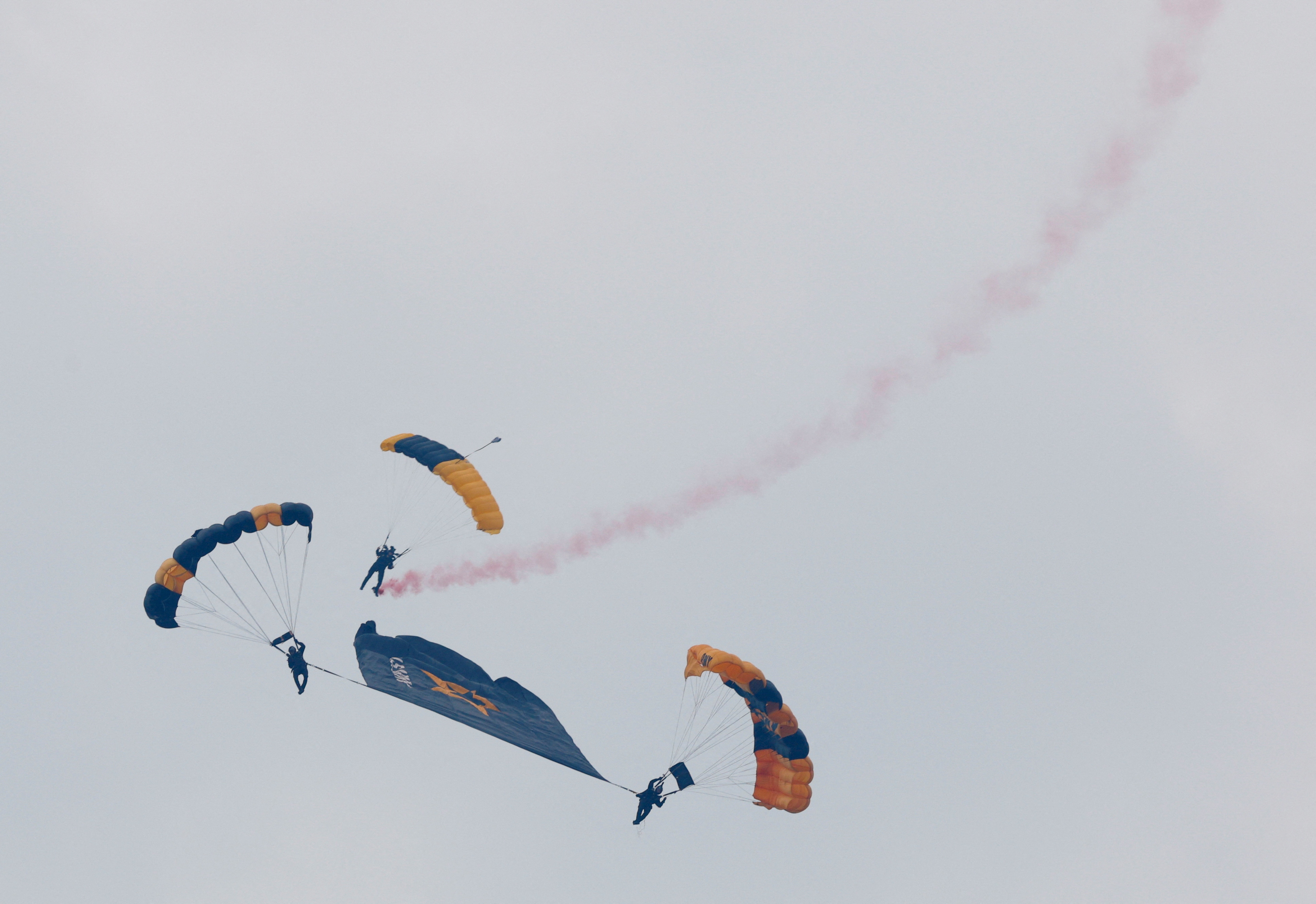 my duyet binh xe tang anh 10