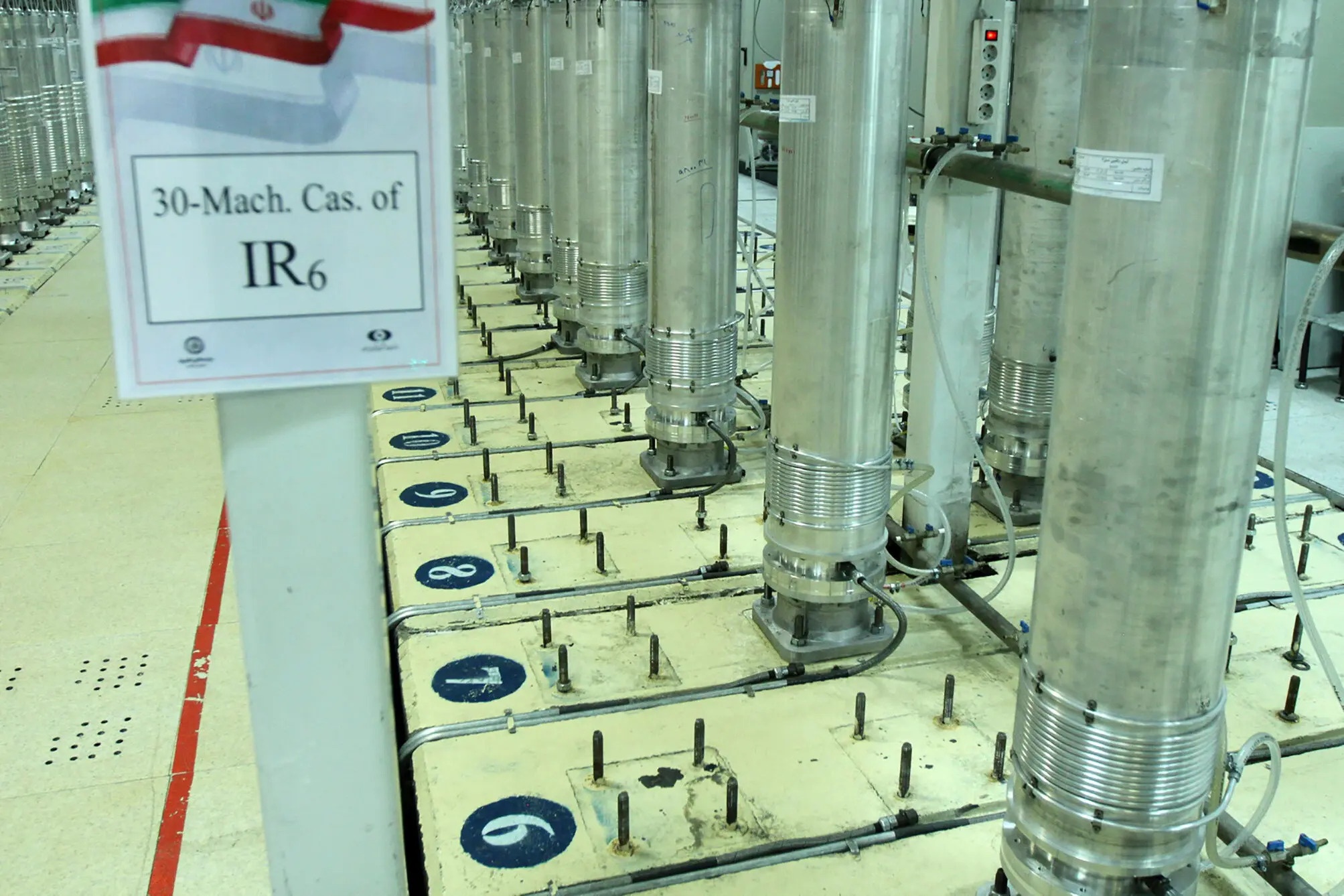 kho uranium lam giau Iran anh 1