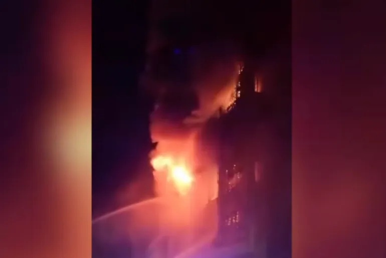 Chay trung tam thuong mai o Iraq, 61 nguoi thiet mang hinh anh