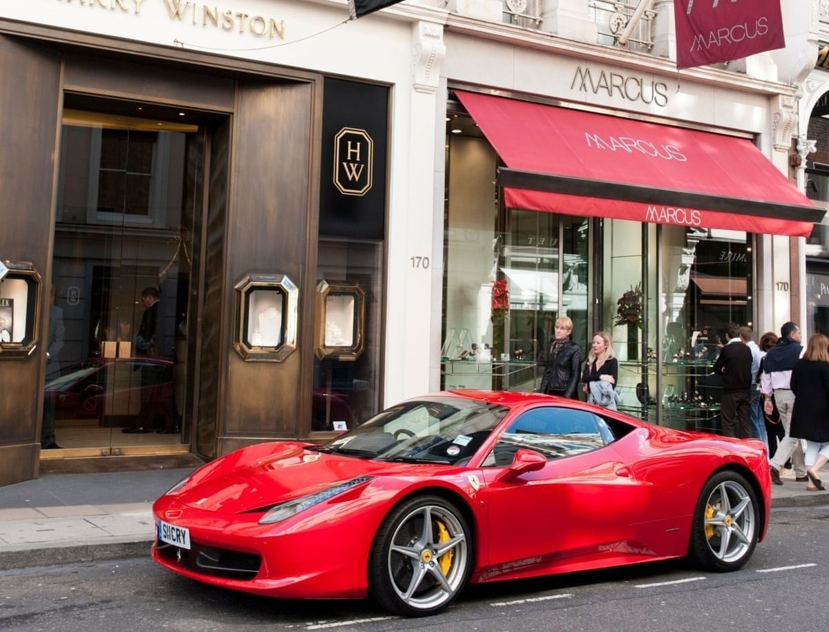 Gioi sieu giau o at chay khoi Anh khi mat 'bua ho menh' thue hinh anh