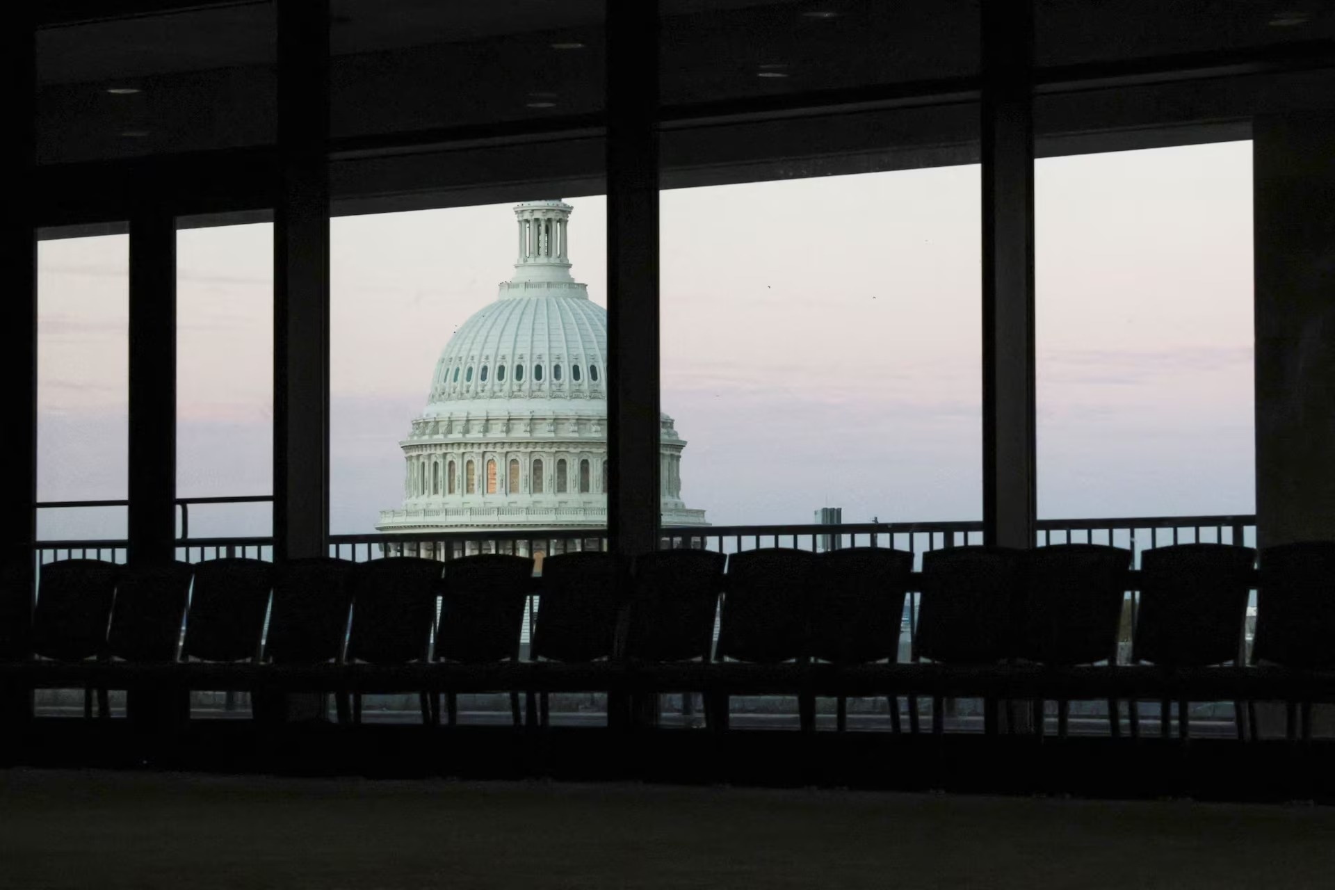 chinh phu my dong cua anh 1