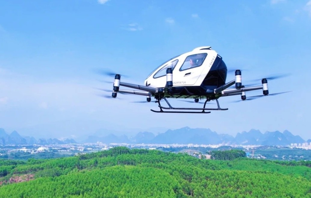 Cuoc chay dua xe bay tram ty USD o Trung Quoc hinh anh