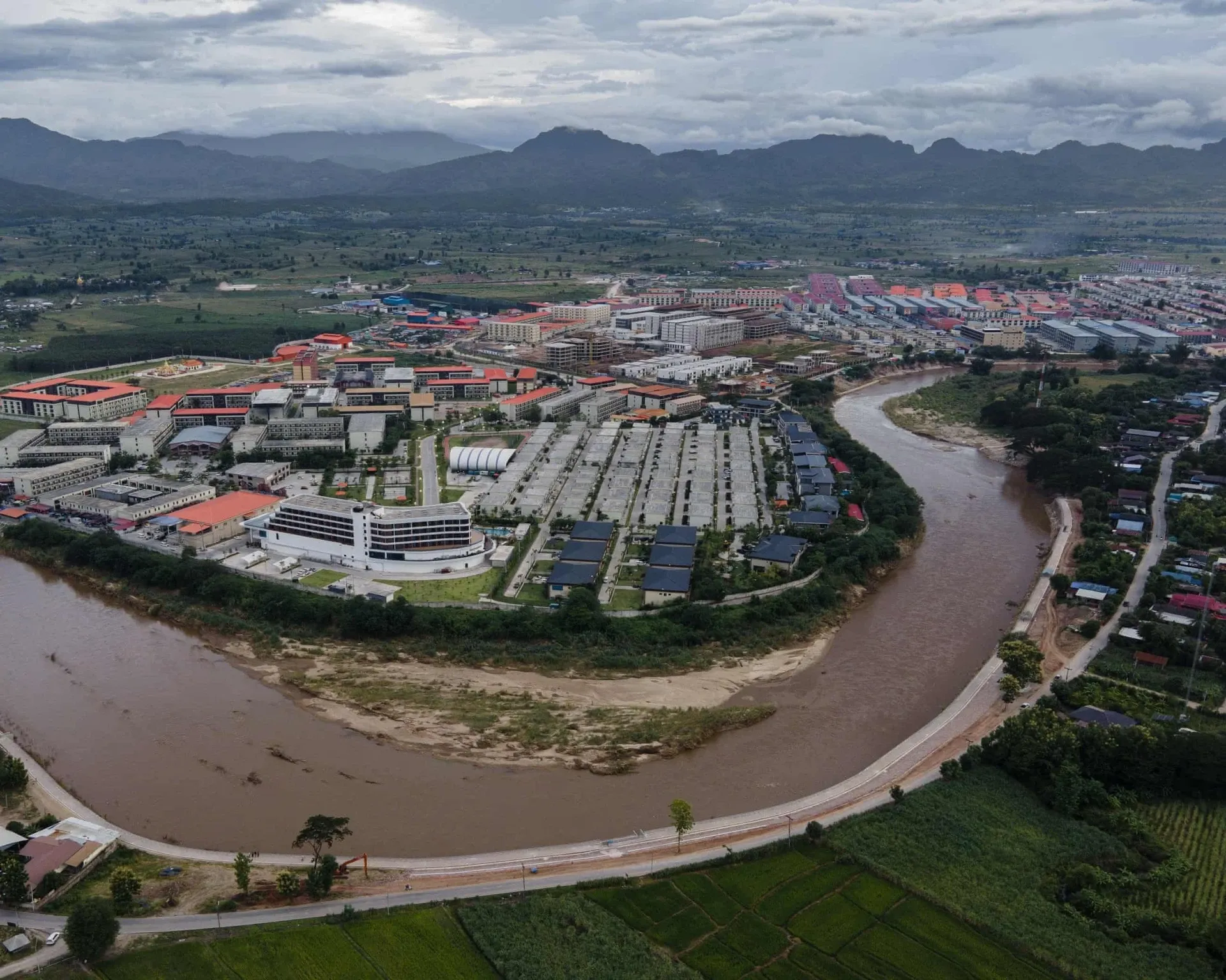 O lua dao KK Park moc ‘chan ret’ hinh anh