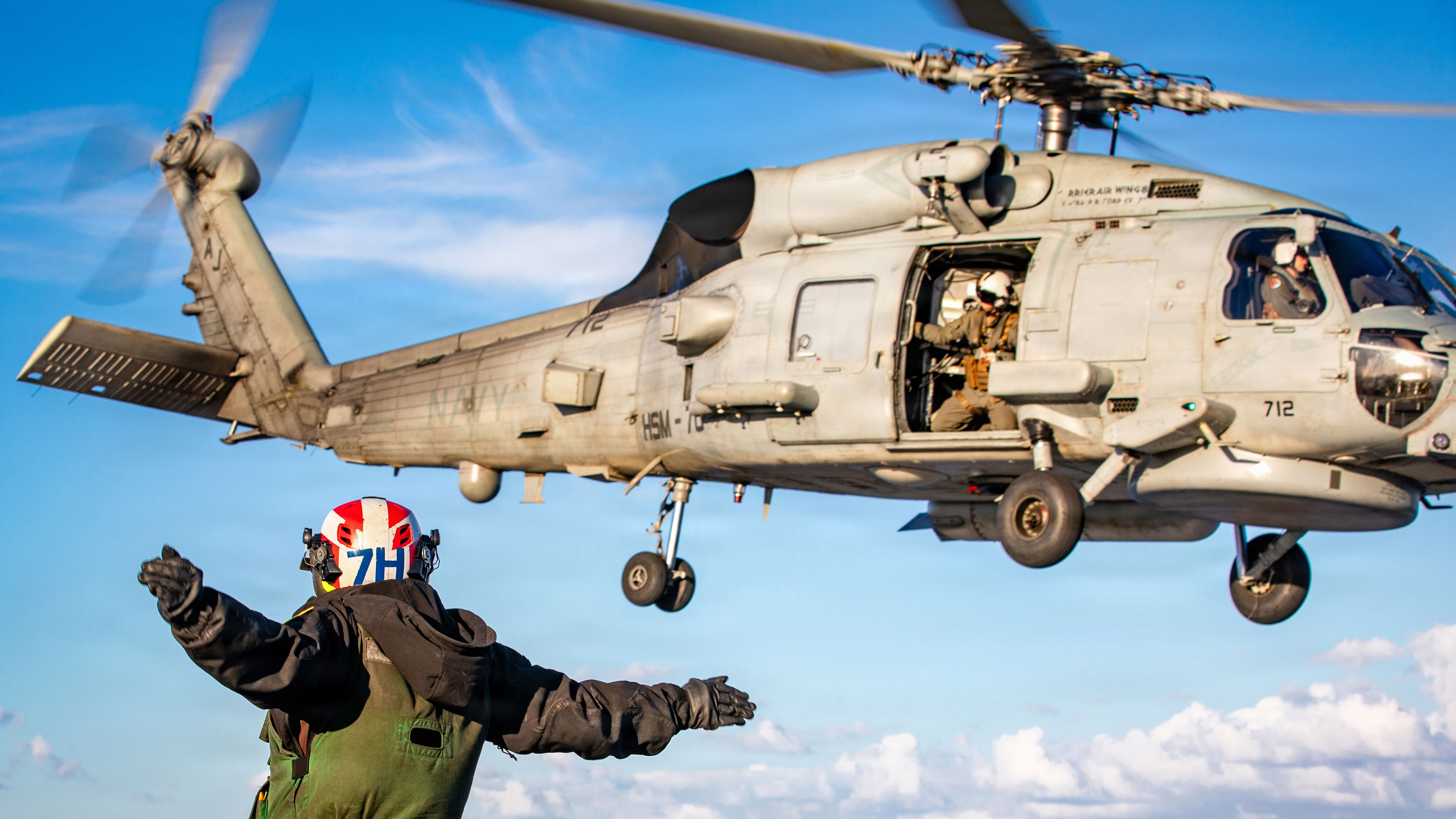 My va Iran cung 'danh bac' hinh anh