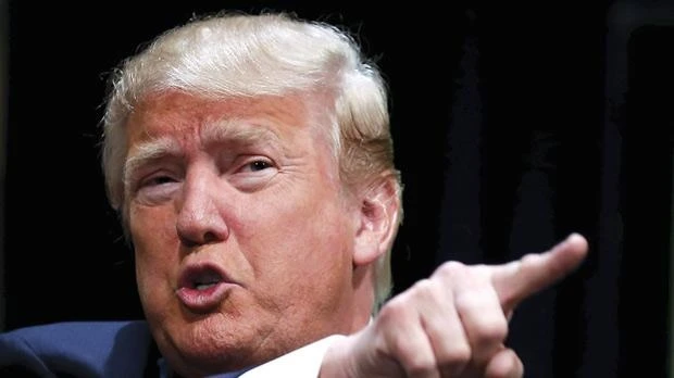Vua khoe thang lon, ong Trump lai noi gian hinh anh