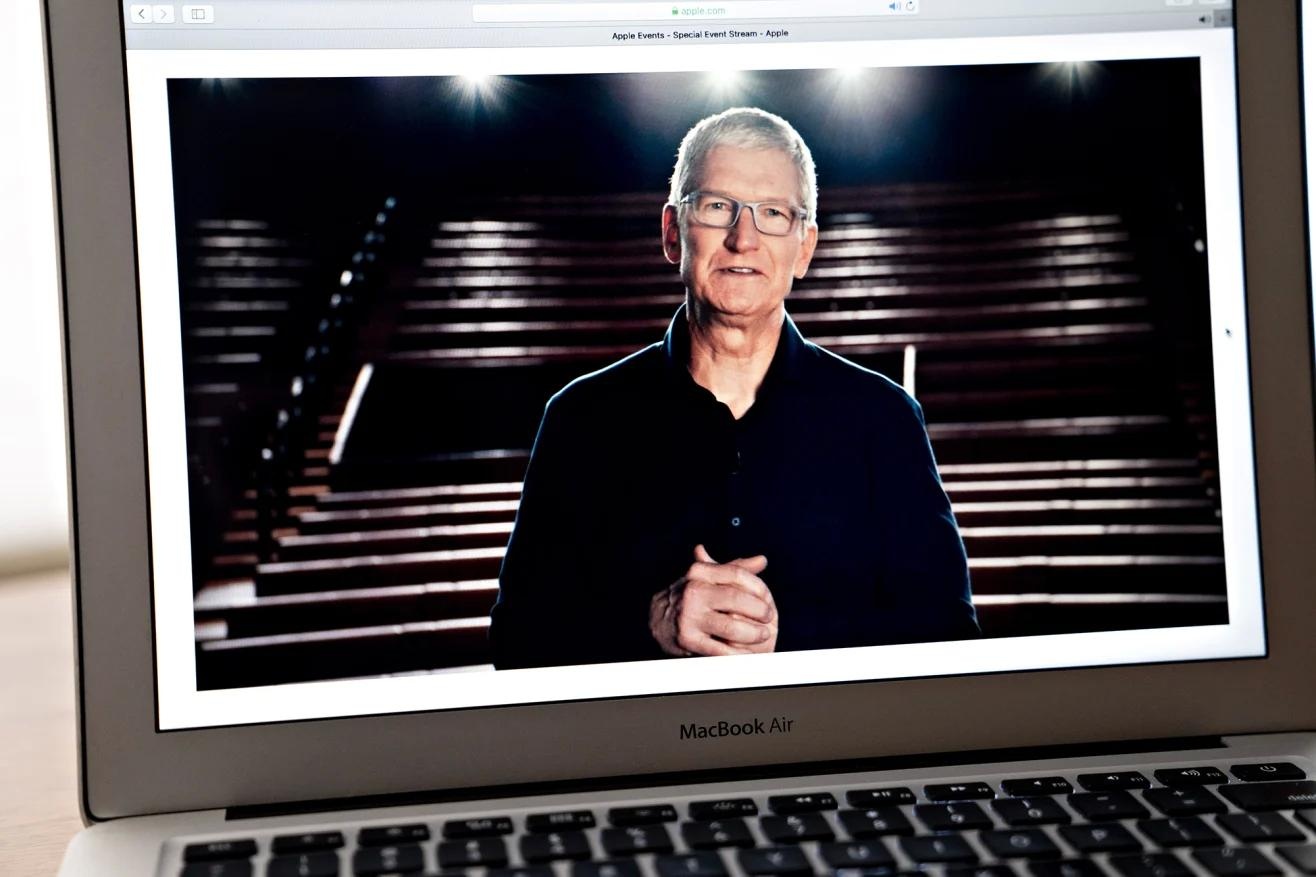 tim cook ảnh 1 tim cook ảnh 1